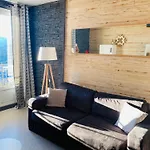 Appartement, Vue Panoramique Avec Terrasse, Parking, Aux Angles Appartement Les Angles (Pyrenees-Orientales)